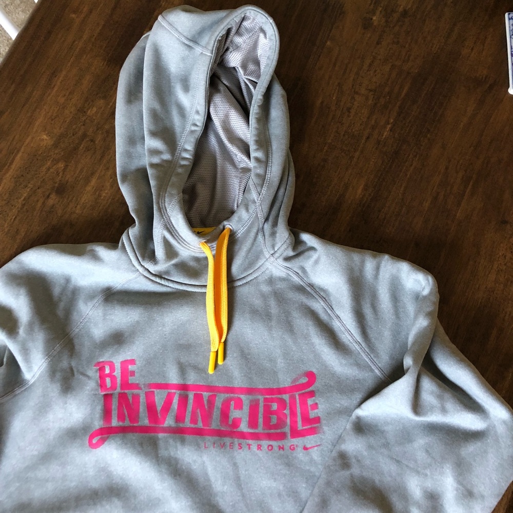 NEVER WORN Gray Nike Invincible Livestrong Hoodie